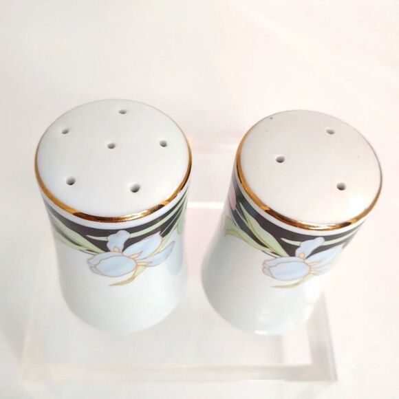 Fairfield Vanessa Salt and Pepper Shaker Set - Picture 4 of 8